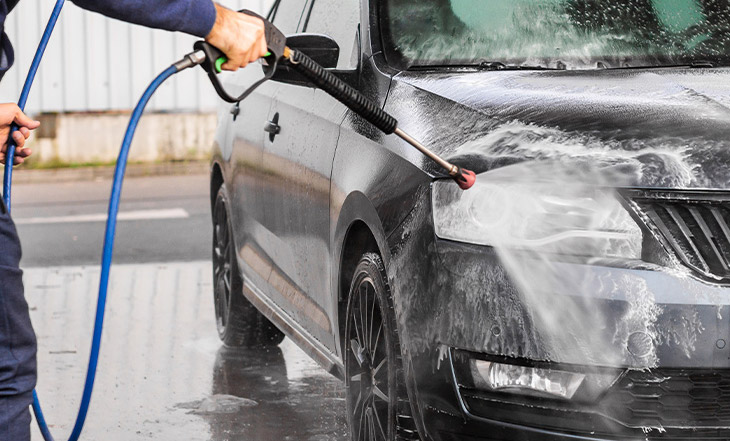 Car pressure washer